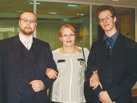 Жена и сыновья Василия Ливанова