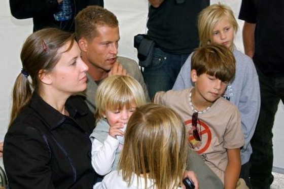 Тиль Швайгер с бывшей женой Даной и детьми